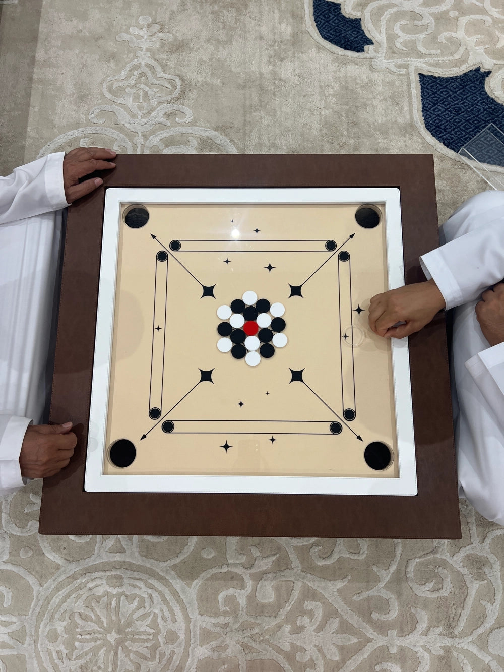 طاولة كيرم