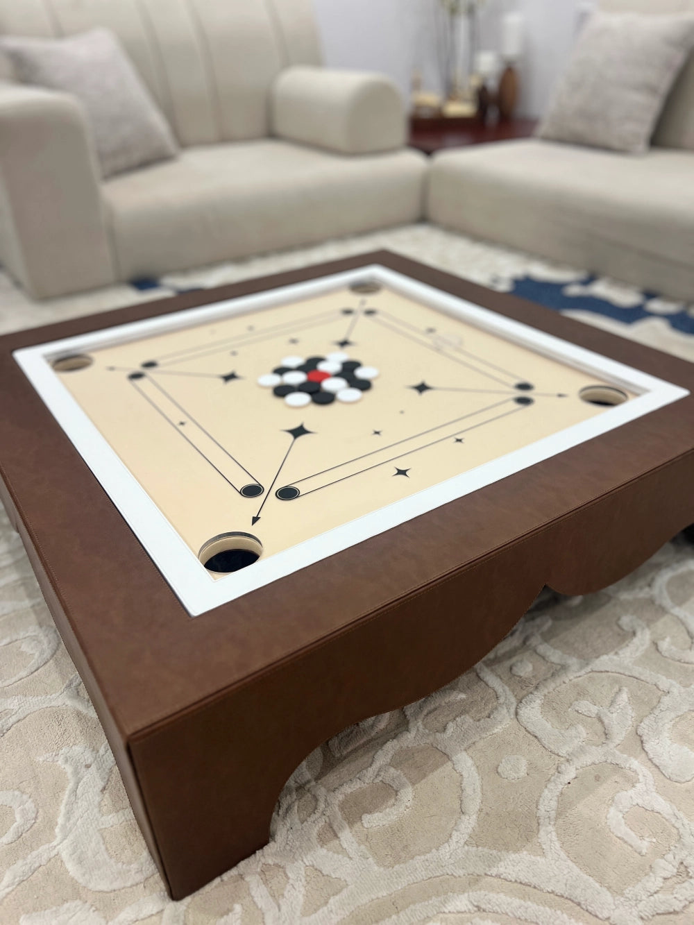طاولة كيرم